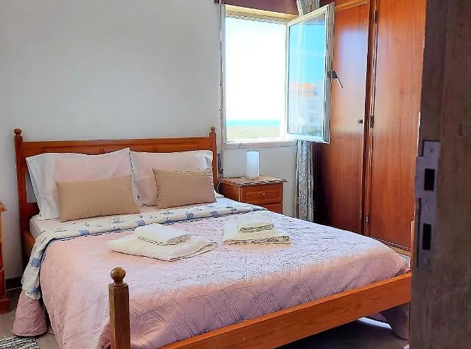 アパート Vista Mar E Por Do Sol アルジェズール